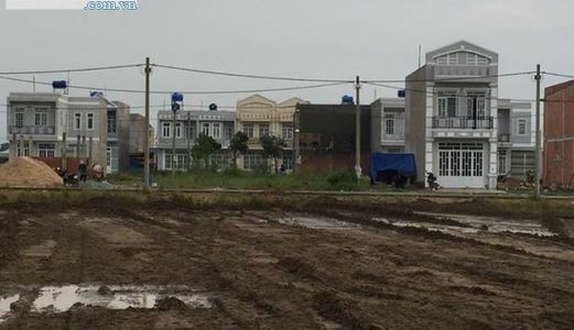 Cần Bán Gấp Nhà 1 Lầu 1 Trệt, Mới , Mt Phan Văn Hớn Giá 550Tr/Nhận Nền Nhận Sổ, Ngay Chợ,0971981006