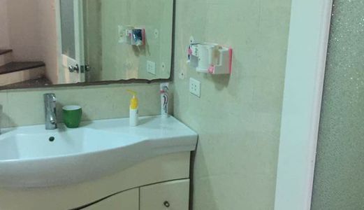 Bán Nhà Trung Tâm Đống Đa Ô Tô Cách 10M.