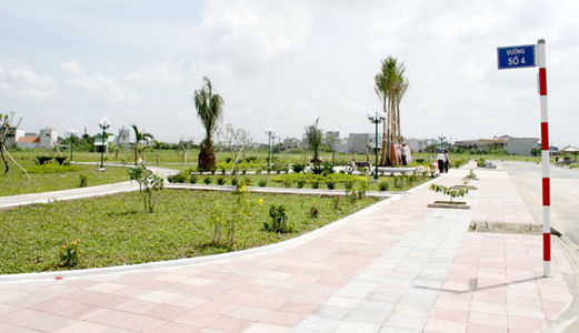 Đất Nền Thổ Cư, Mt 25M Đường Nguyễn Thị Định, Ngay Trung Tâm Quận 2, Shr, Dt: 6X20M