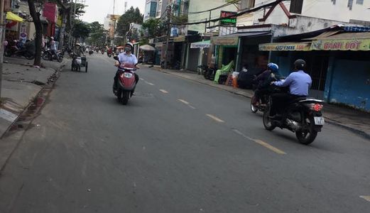 Nhà Mặt Phố Trần Khắc Chân, Ô Tô Đỗ Quanh, Kd Vô Địch Giá 2,75 Tỷ.