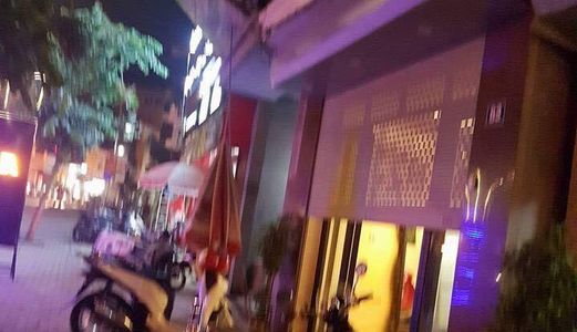  Bán Nhà Mặt Phố Quốc Tử Giám 7.3 Tỷ. Vỉa Hè 5,2M. 