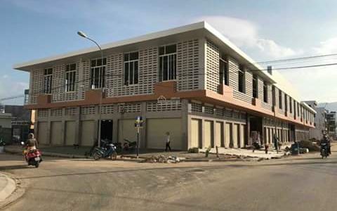 Cần Sang Nhượng Lại Kiot Ngay Chợ Mặt Tiền Phan Văn Hớn 30M2 Giá 185 Triệu  