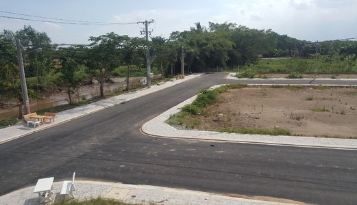 Kẹt Vốn Đáo Hạn Ngân Hàng, Bán Gấp Và Rẽ 64M2 Shr, Chính Chủ, 840Tr. Long Phước Quận 9. 0989988099