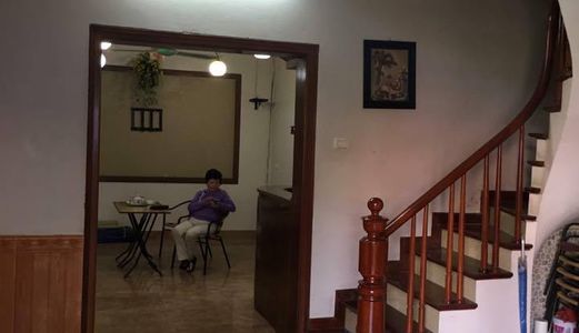 Bán Nhà Mặt Hồ 77M2 Đống Đa Kinh Doanh Đỉnh 89 Tr/m2