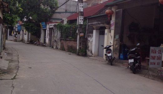 Bán Đất Ngay Cổng Làng Bình Minh-Trâu Quỳ. Dt: 88M2, Mt:5.5M. Lh: 0976955619