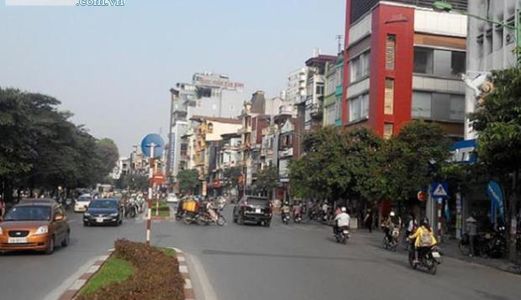 Mặt Phố Đẹp Nhất Kim Mã,hai Chiều Ô Tô Dừng Đỗ 8M, Vỉa Hè 43 M2, 4 Tầng ~ 11 Tỷ 0909092329