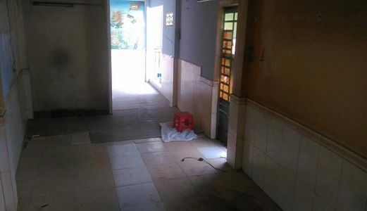 Bán Nhà Q.10 Lô Góc, 3T, 3 Mặt Thoáng Giá Cực Choáng 2.6 Tỷ.