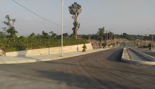 Cần Bán 50 Lô Đất Nền Biệt Thự Trục Đại Lộ Thăng Long Chỉ Từ 10Tr/m2. Lh: 0942044956