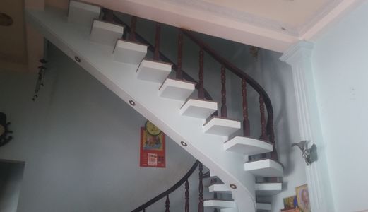 Nhà Cho Thuê, Có Hai Mặt Tiền , Hướng Đông Nam