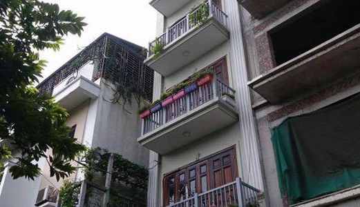 Bán Nhà Cầu Giấy 54M2 Phân Lô, Gara, Đẹp Long Lanh Chỉ 6.5 Tỷ