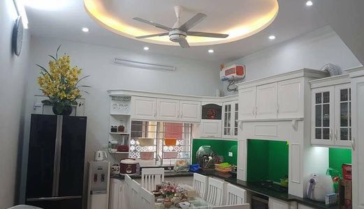 Nghệ Sỹ Ưu Tú Bán Nhà Phân Lô Hoàng Hoa Thám, 60M Sd, 4Pn, Chỉ 5.8 Tỷ