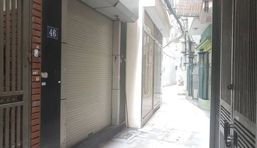 Bán Gấp!!! Nhà Hào Nam, Đống Đa 40M,5 Tầng Giá 3,3 Tỷ.