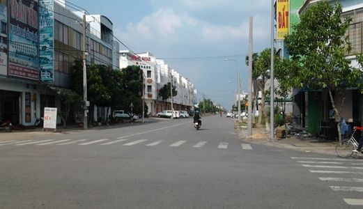 Cần Bán 120M2---Thổ Cư 100%---Đoàn Nguyễn Tuân** Giá 250 Triệu**