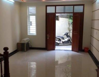 Bán Gấp Nhà Đẹp, Ngõ Ô Tô Khu Tôn Đức Thắng, 4.15 Tỷ, 40m2.