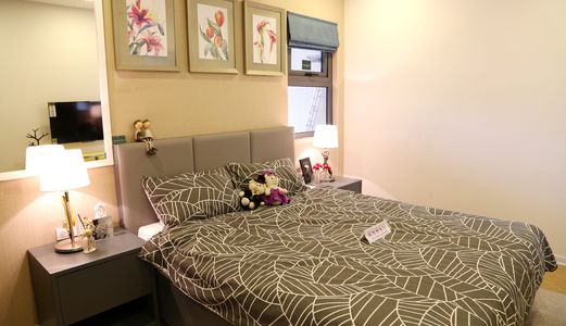 Bán Gấp Căn Hộ 128M2 4Pn, 3Wc, 3 Ban Công, Giá 2.1 Tỷ. Trả Góp Ls 4.9%. Lh: Mr Hoàng: 01635.871.976