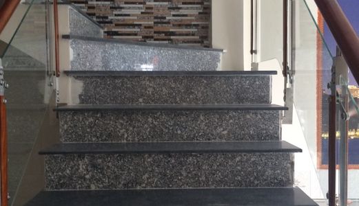 Bán Căn Nhà 1 Trệt 1 Lầu Dĩ An - Bình Dương