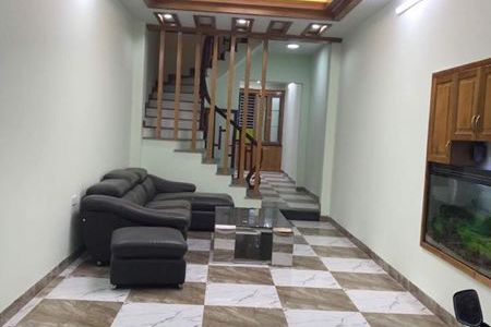 Bán Nhà Phân Lô Phố Tôn Thất Tùng, Ô Tô Đỗ, 42M2, 4.35 Tỷ.