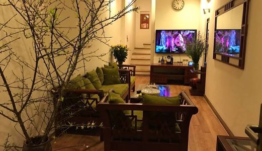 Bán Nhà Thái Thịnh-Đống Đa 40M2 5 Tầng 3.5 Tỷ.Cách Mặt Phố 30M