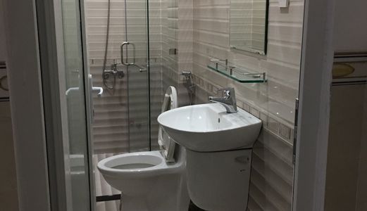 Kẹt Tiền Cần Bán Gấp Nhà Đẹp Hẻm 1979 Dt 4X16M.Hướng Tây .Giá 4.7 Tỷ .Đường 20M.