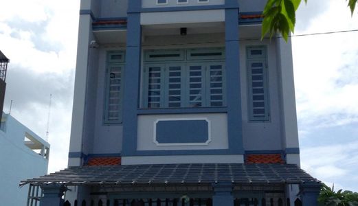 Nhà Mt Lê Cao Lãng 4X17M 3 Tấm