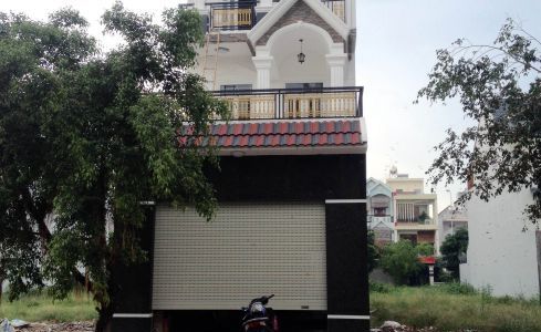 Cần Bán Gấp Nhà 1 Trệt 2 Lầu, Đường Nữ Dân Công, Dt 4x20m, Giá 700 Tr, Sổ Hồng Riêng