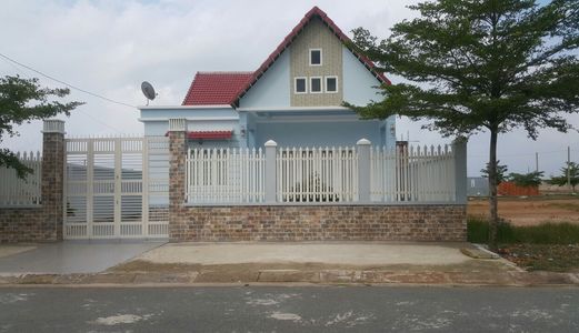 Cần Bán Gấp 4 Lô Đất Mặt Tiền Tỉnh Lộ 10 Có Sổ Hồng Riêng