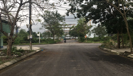 Lô Đất Đường Vũ Lập, Gần Đường Hoàng Văn Thái, Gần Đại Học Duy Tân, Liên Hệ: 0935.285.585