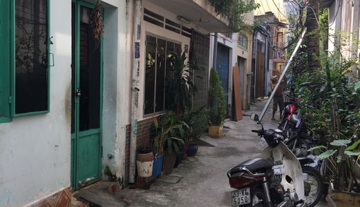 Bán Gấp Nhà 1 Lầu Cách Hxh 15M Tại Phan Văn Trị, 4.1X8, Giá 2.35 Tỷ