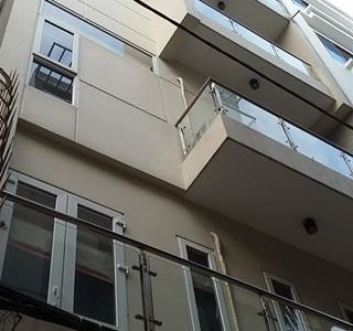 Bán Nhà Láng Hạ, Đống Đa, 50m2, 5 Tầng, Mt 4m, 8,3 Tỷ, Ô Tô Vào Nhà