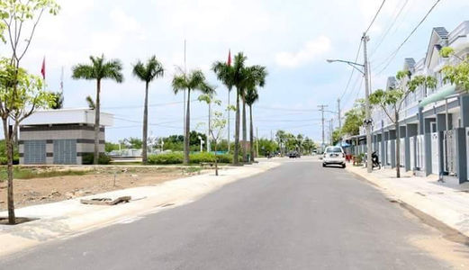 Nhà 1 Trệt 1 Lầu,5X16M2, Mt Huỳnh Châu Sổ Tp Tân An 490 Triệu.