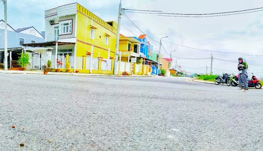 Cần Tiền Bán Nhanh Lô Góc Ngã 4 Đường 19M, Gần Trung Tâm Hành Chính Phường Cẩm An