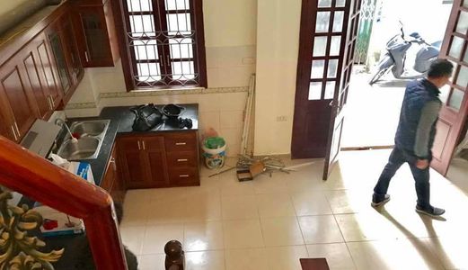 Chỉ 3.1 Tỷ Có Ngay Nhà Lê Trọng Tấn 30m, 4 Tầng Cực Đẹp Cách Phố 20m