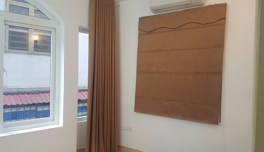  Cho Thuê Nhà Phố Vũ Thạch, Hào Nam 18 Triệu: 50m2x5t, Mt 5m, Ngõ Ôtô 