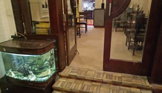 Bán Nhà Có Sổ Đỏ Chính Chủ 58,6M2, 4 Tầng, Nở Hậu,  Phố Cát Linh, Đống Đa, Hn.