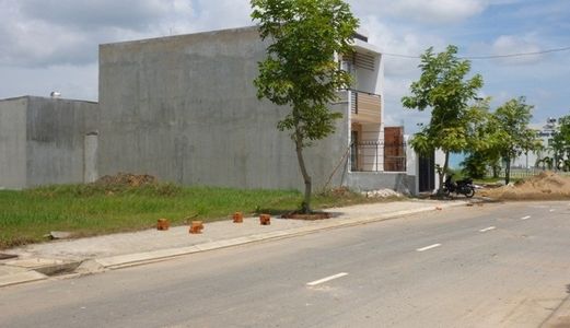 Sang Gấp Miếng Đất Rộng 358M2 Giá 930 Triệu Kề Trường Đh Tdm,ngay Trung Tâm Thương Mại