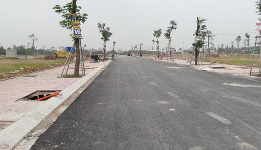 Vị Thế Đắc Địa Nhất Thị Xã Bến Cát, Cách Chợ 150m, Chỉ 430 Tr Có Ngay Nền Đất 100m2, Lh 0906 726 053