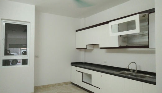 Bán Gấp Nhà Mới 4,5 Tầng , Ngõ Ô Tô 1,88 Tỷ Phường Long Biên.