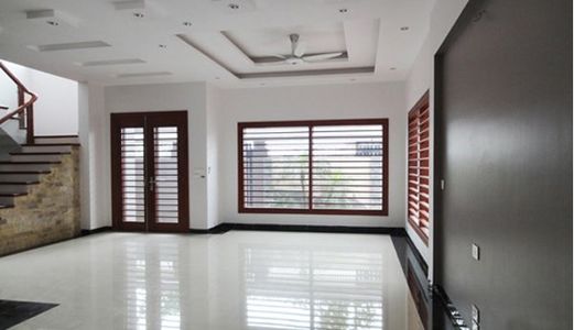 Cho Thuê Nhà 5Tx40M2 Mặt Phố Thiên Hiền, mt7 ,5M