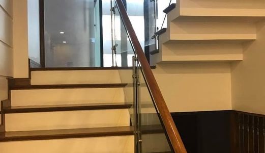 Nhà Phân Lô Đường Láng, Đống Đa, 64M, 6 Tầng, Ở Sướng, Kinh Doanh Hái Ra Tiền!