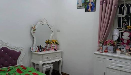 Nghệ Sĩ Hồng Vân Bán Nhà Phố Hoàng Ngân, 60Mx4 Tầng, Mt 5M, 5.4 Tỷ.