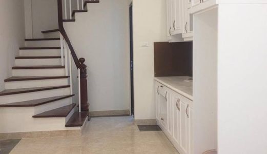 Bán Nhà Quan Hoa, Cầu Giấy, 30M2, 5 Tầng, Mt 3,5M, 3,5 Tỷ, Cách Ô Tô Tránh Nhau 10M