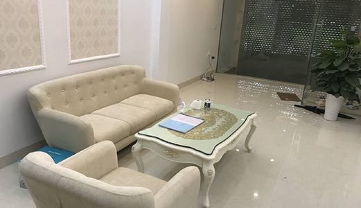 Cách 1 Nhà, Ra Mặt Phố Hoàng Quốc Việt, Nhỉnh 10 Tỷ, Ga Ra