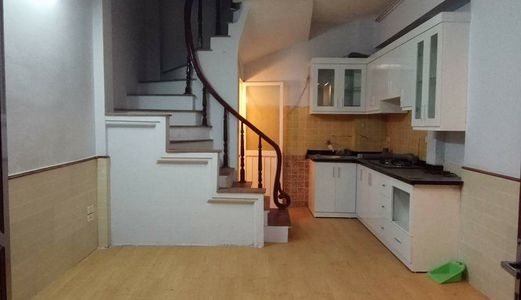 Chợ Mơ, Trương Định Diện Tích Xấp Sỉ 40M2 X 5 Tầng, Mặt Tiền Hơn 4 Mét. Giá 2.45 Tỉ.