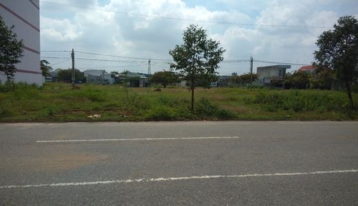 Cần Bán Gấp 900m2 Thổ Cư 100% Gần Trường Đại Học, Đường Lớn Thông Thẳng Đến Chợ Và Tt Thương Mại