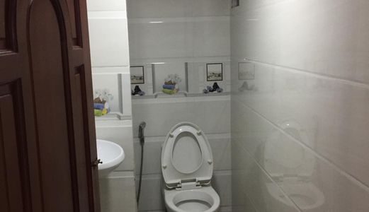 Định Cư Nước Ngoài, Bán Gấp Nhà Hxh, Oto Đậu Được Trong Nhà Dt 4X16