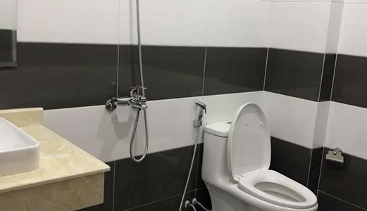 Nhà Pháo Đài Láng, Quận Đống Đa 33M, 5 Tầng, Mt 4,2M, Xây Mới Để Ở Cực Đẹp 3,2 Tỷ. Lh 0912181399!