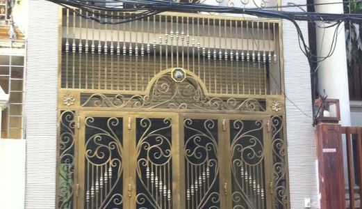 Bán Nhà Phố Huỳnh Thúc Kháng, 45m2 X 5t, Phân Lô, Ô Tô Vào Nhà