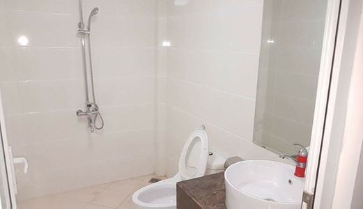 Bán Nhà Riêng Yên Lãng - Thái Thịnh 45M2 X 5 Tầng, 3.45 Tỷ.