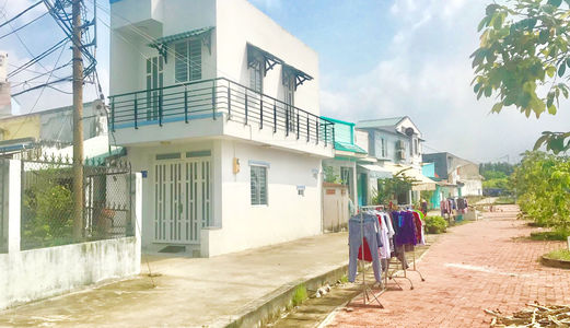 Bán Nhà Sổ Hồng Riêng 1 Trệt 1 Lầu, Chỉ 970 Triệu, 2 Mặt Tiền Xe Hơi, Đường Lê Văn Lương(Hình Thật)