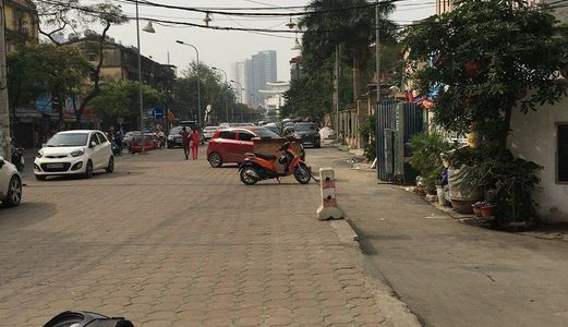 Bán Nhà Nguyên Hồng Ba Đình 60M 4.45 Tỷ Khu P.lô Dân Trí 3 Bước Ra Mặt Phố.